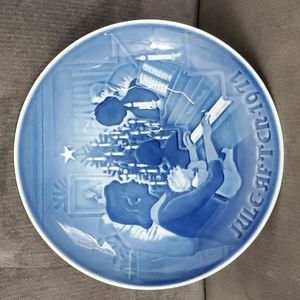 Vintage B&G Christmas Plate